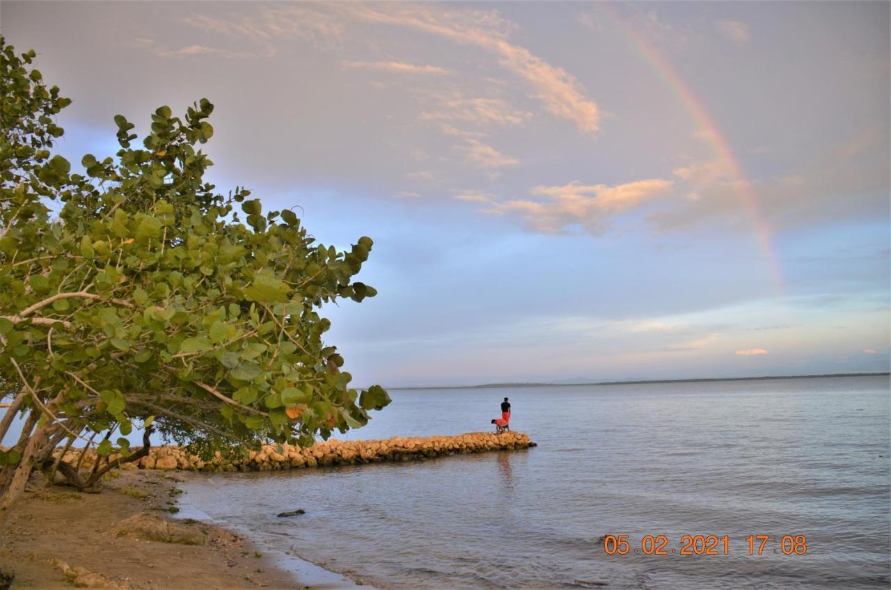 Cayuco Camping Baru Hotel Santa Ana  ภายนอก รูปภาพ
